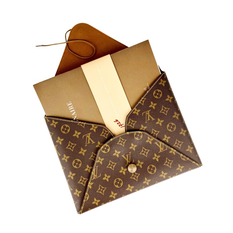 Visionaire, Louis Vuitton Vintage 18 Fashion Special Limited Visionaire, Louis Vuitton Vintage 18 Fashion Special Limited